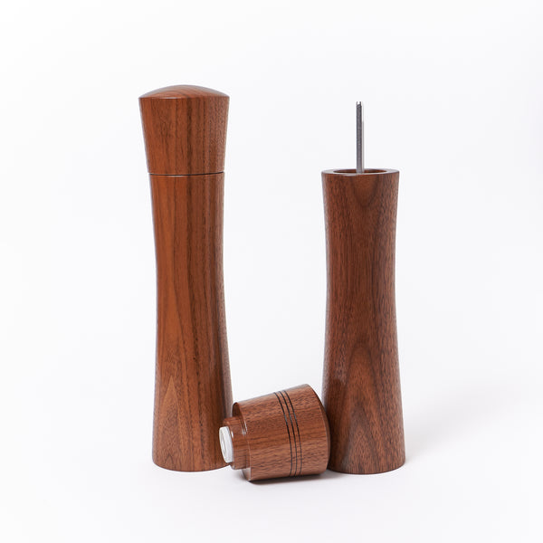 Large Walnut Salt & Pepper Mills