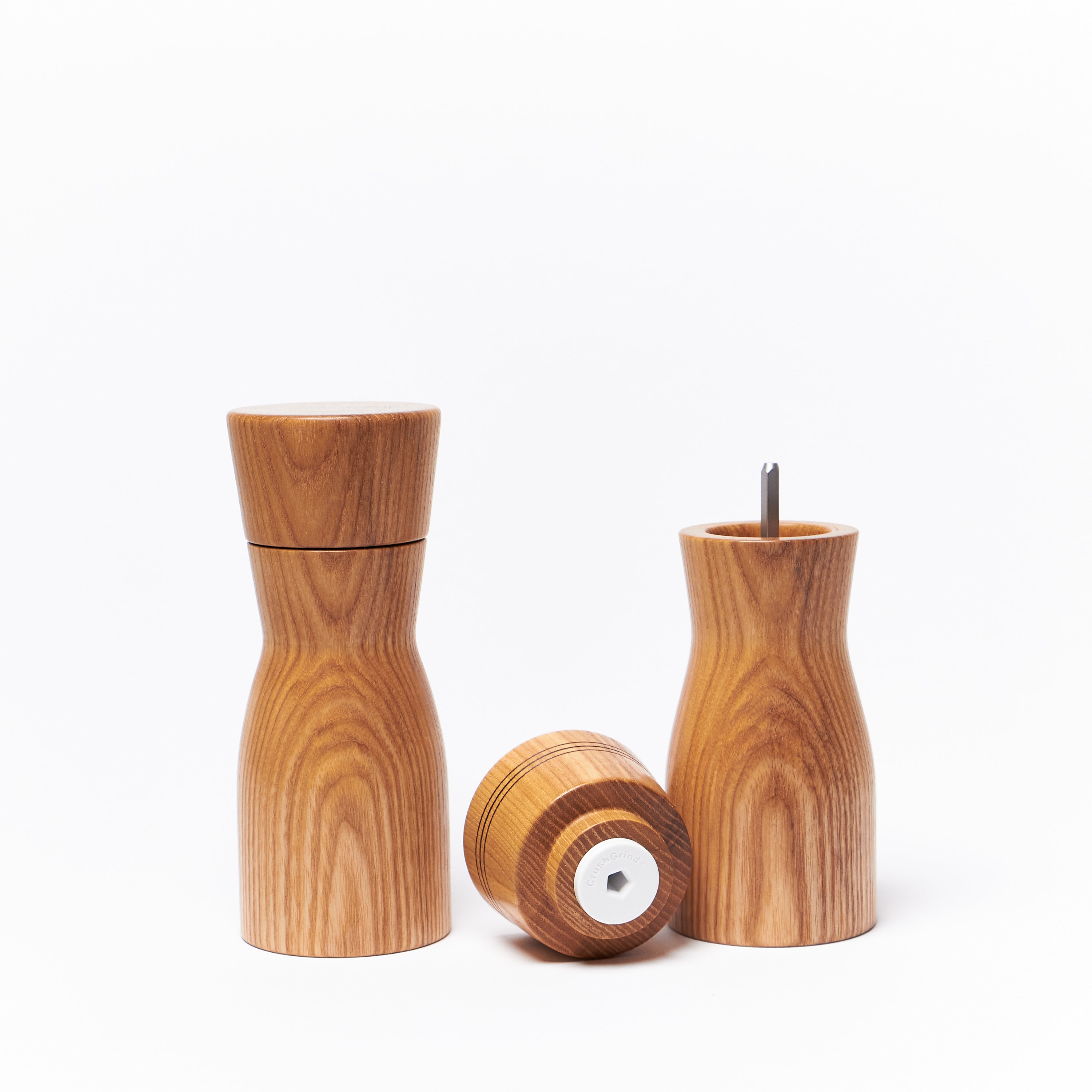 English Oak Salt And Pepper Mill Set – The Natural Wood Company uk Ltd